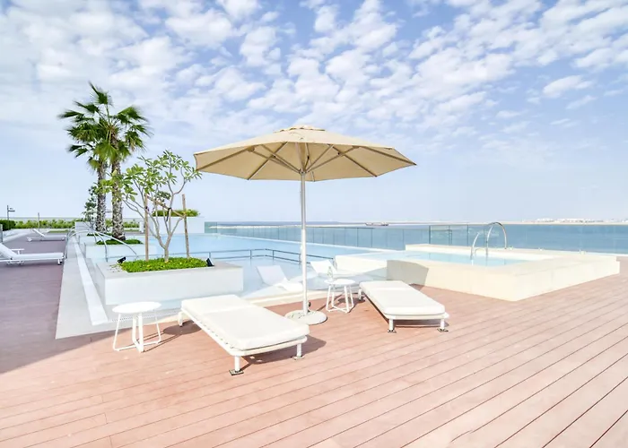 Tranquil Studio At The Anwa By Omniyat Dubai Maritime City By Deluxe Holiday Homes